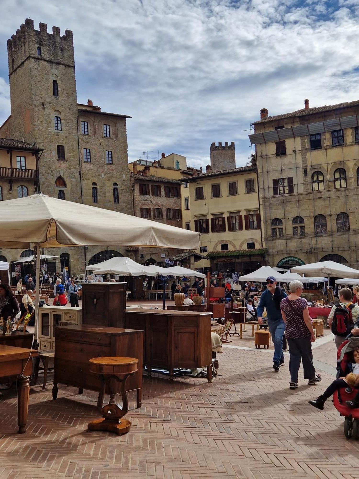 Miva Di Piu Casa Vacanza Arezzo Ngoại thất bức ảnh